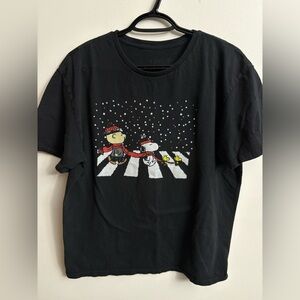 Peanuts Black Tee with Iconic Characters size large
